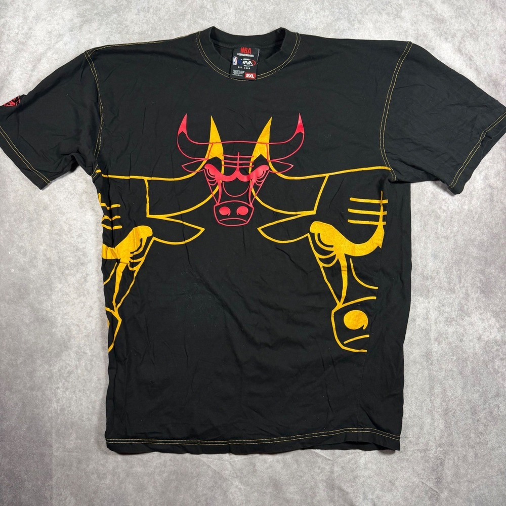 Vintage UNK NBA Chicago Bulls Graphic T-Shirt Mens 2XL Black Contrast Stitch